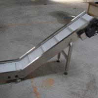 What are the routine checks of the conveyor