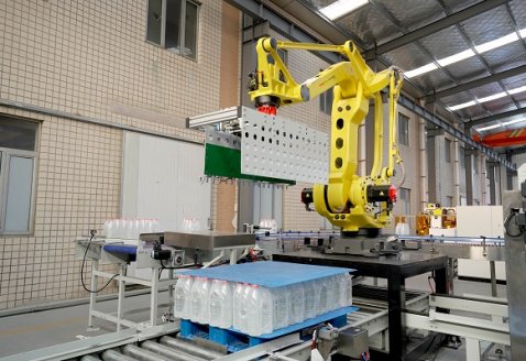 Shrink-Wrapped Water Bottle Palletizing & Stretch Wrapping Line