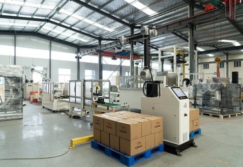 Case Erector & Sealer Collaborative Robot Palletizing Packaging Line